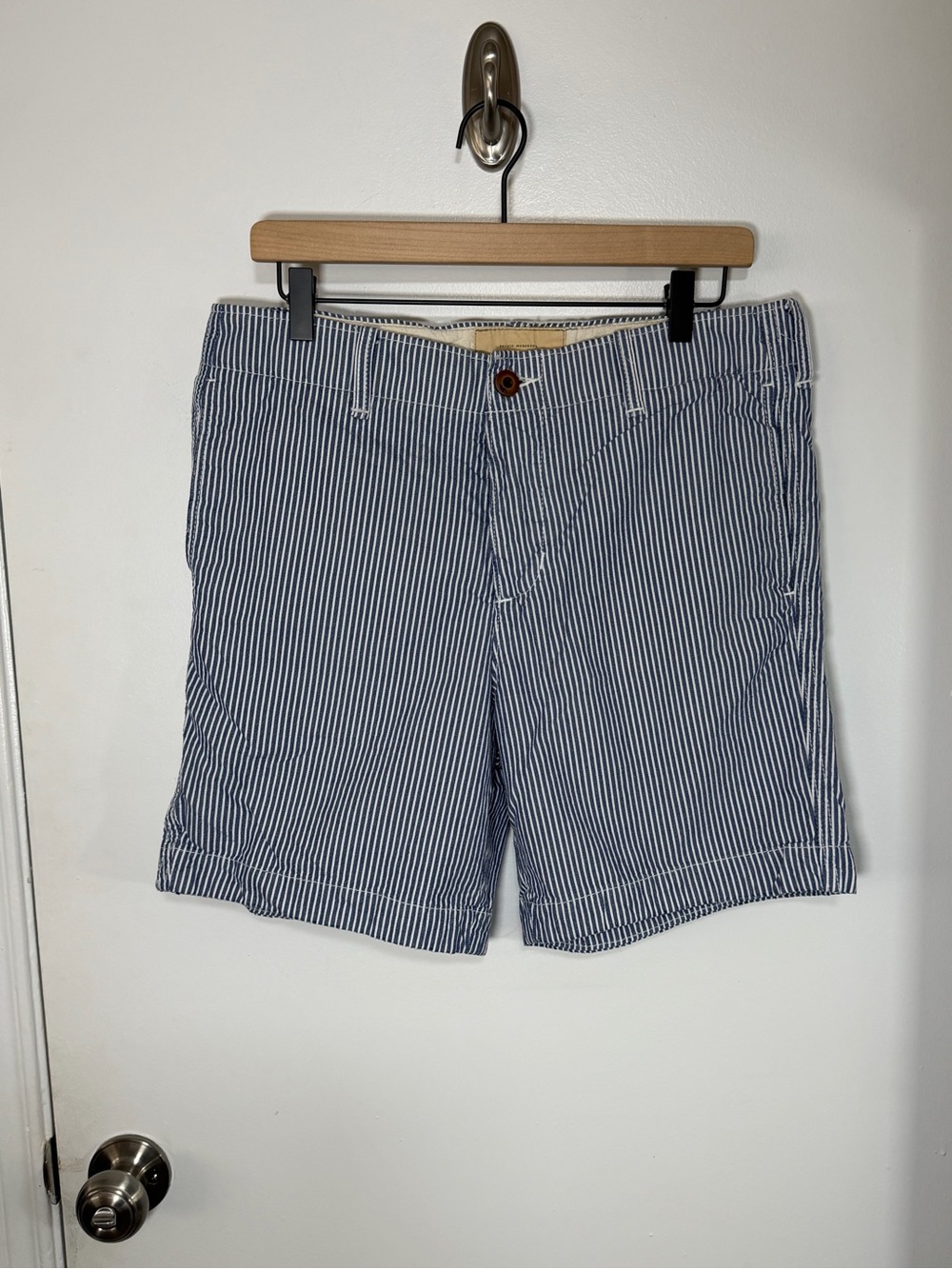 Hollister Blue and White Striped Flat Front Shorts - 33